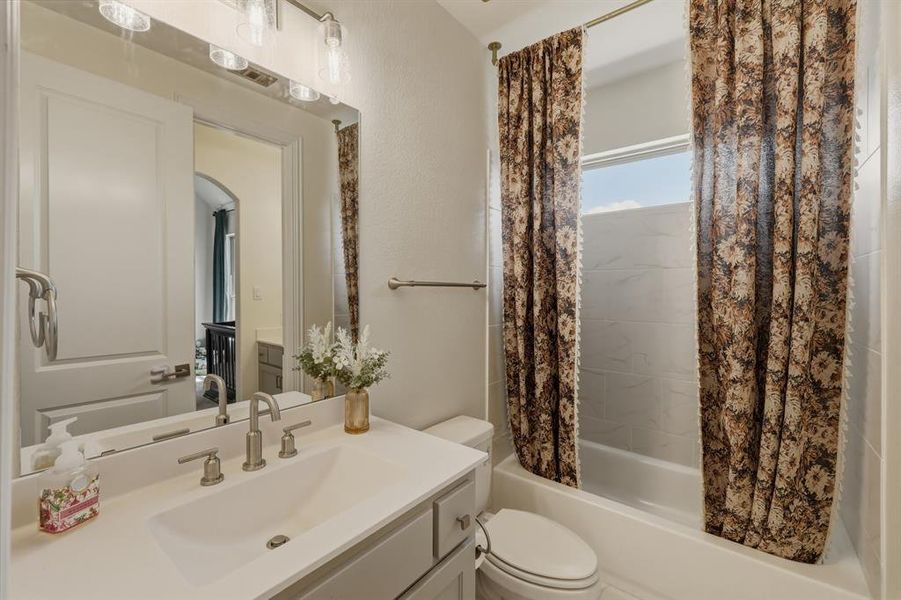 Furnished interior view inside a new home in , Argyle (Image 14). Furnished interior view inside a new home in , Argyle (Image 14).