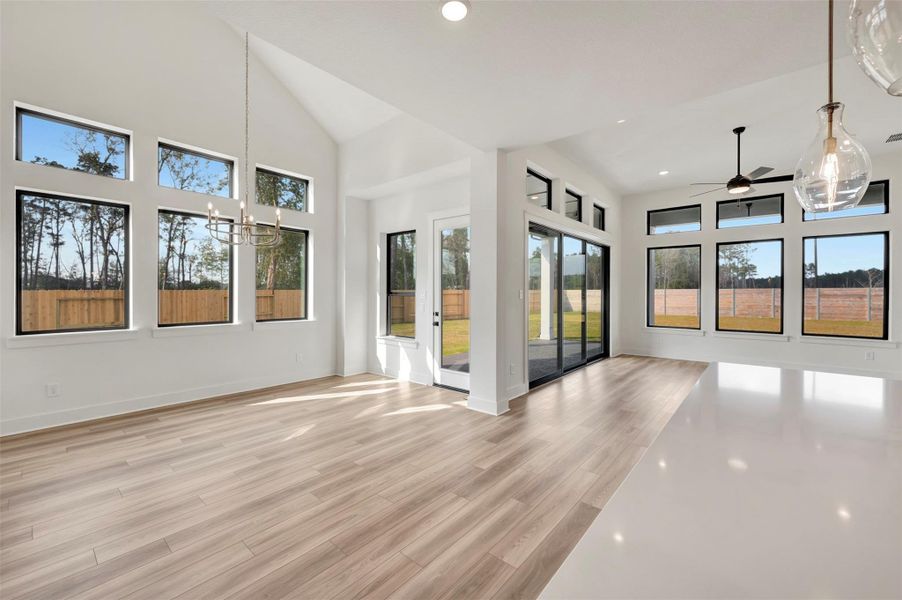 Spacious, unfurnished interior of a new home in ARTAVIA 50' Homesites, Conroe (Image 17).