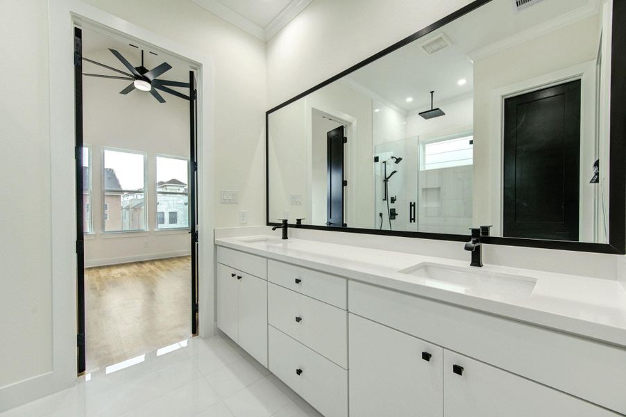 Furnished interior view inside a new home in , Houston (Image 5). Furnished interior view inside a new home in , Houston (Image 5).