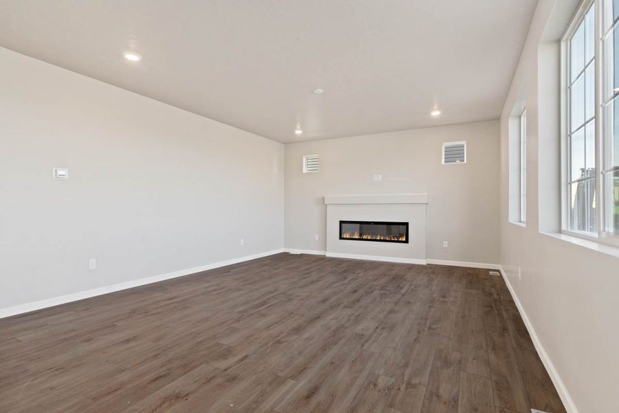 Spacious, unfurnished interior of a new home in Bradley Heights, Colorado Springs (Image 24). Spacious, unfurnished interior of a new home in Bradley Heights, Colorado Springs (Image 24).