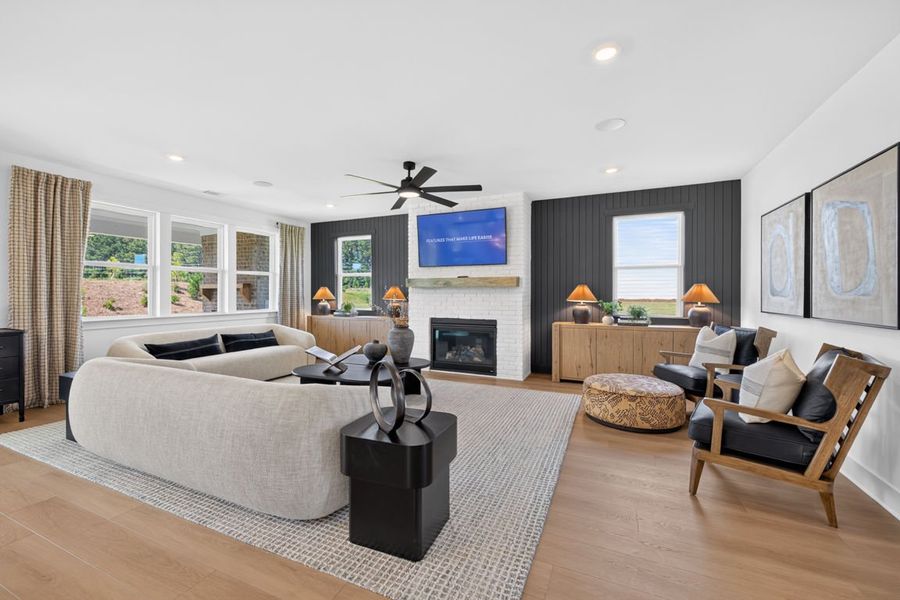 Representative furnished interior of a home built from the Oakhurst by Pulte Homes in Everhour, Newnan (Image 42).