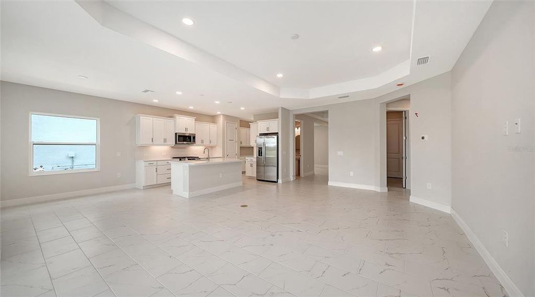 Spacious, unfurnished interior of a new home in Grand Park, Sarasota (Image 15). Spacious, unfurnished interior of a new home in Grand Park, Sarasota (Image 15).