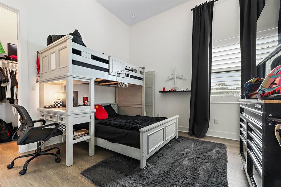 077-3480SWFlowerdewCt-PalmCity-SMALL