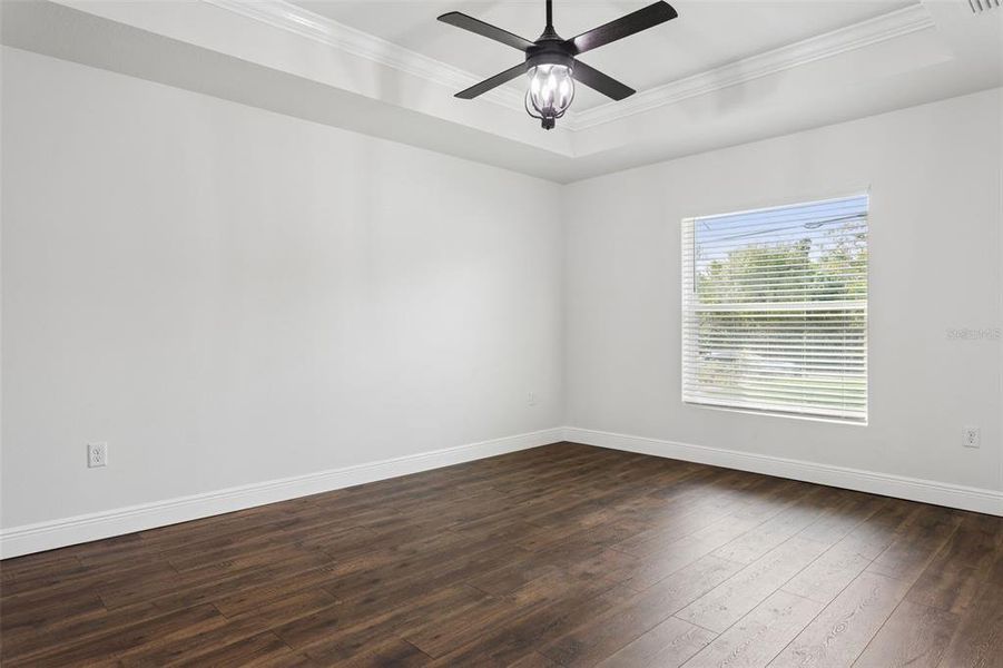 Spacious, unfurnished interior of a new home in , Weeki Wachee (Image 21).