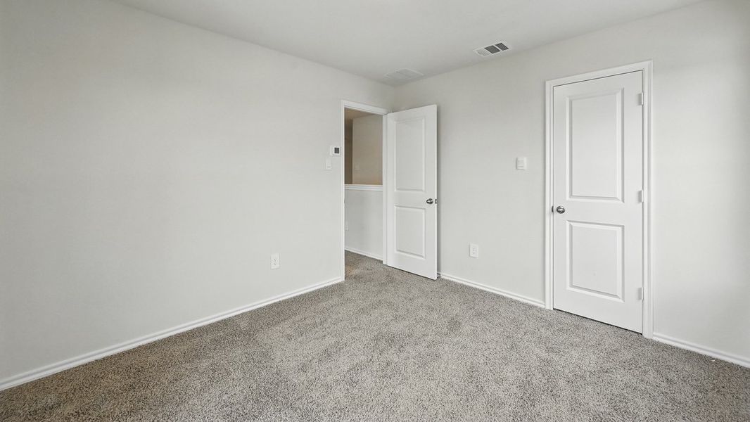 Spacious, unfurnished interior of a new home in Wildcat Ranch, Crandall (Image 18).