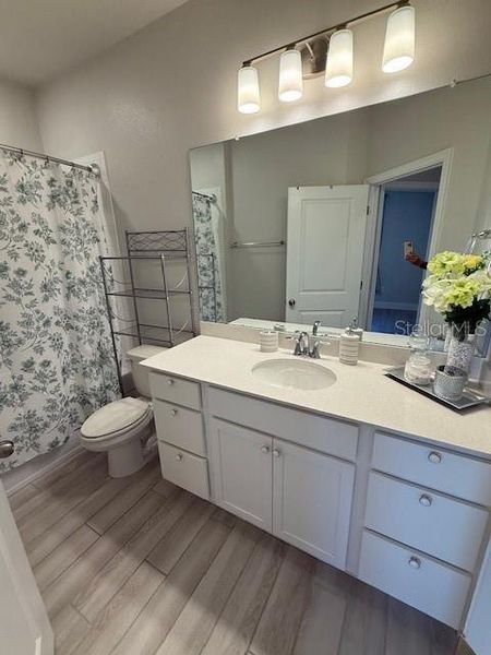 Furnished interior view inside a new home in , Winter Garden (Image 6).