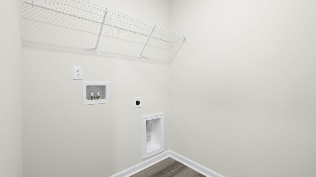 Spacious, unfurnished interior of a new home in Trailside Run, Spartanburg (Image 31).