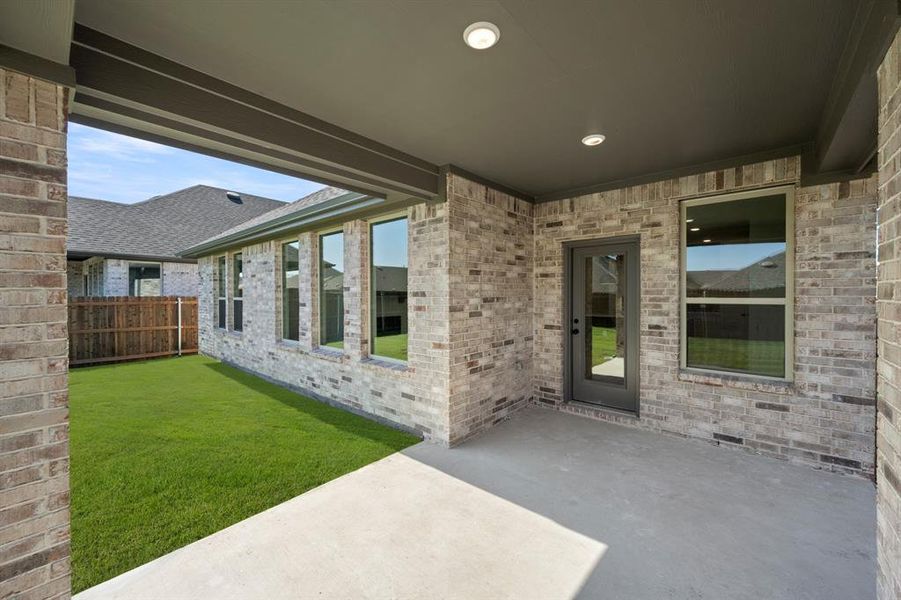 1320 Beaumont- Patio-1