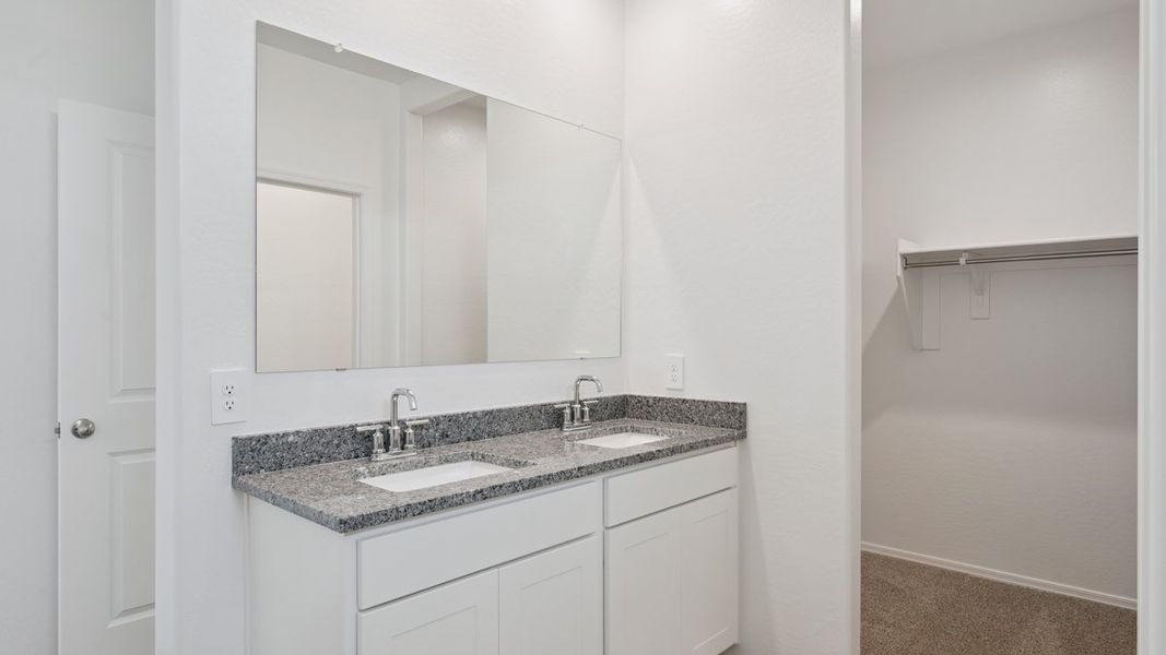 Image 24 of a home in Magma Ranch Vistas.