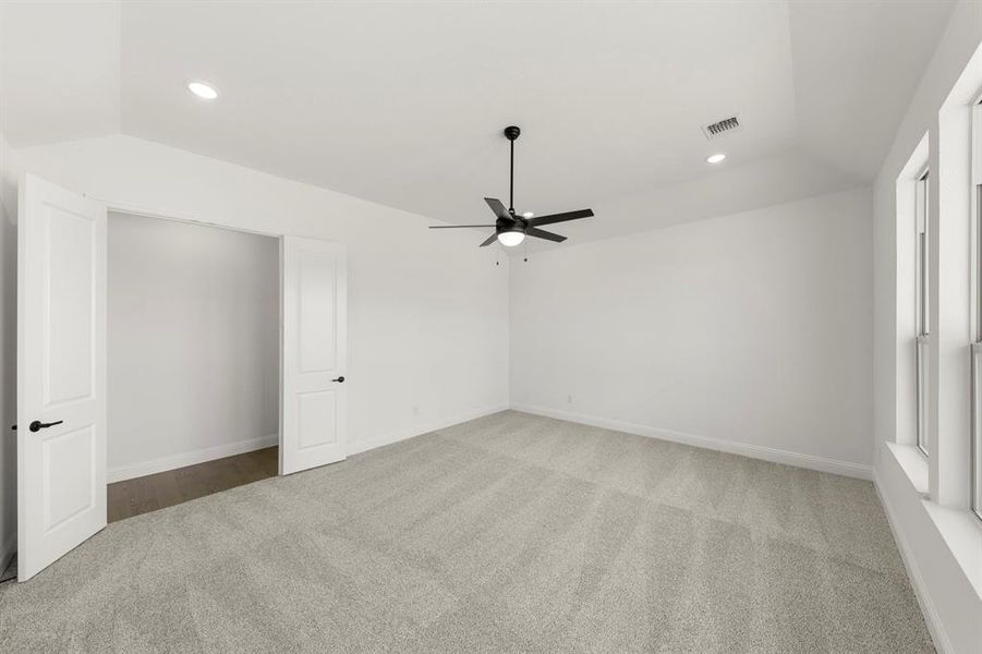 17. 150 Waterview - Game (2)