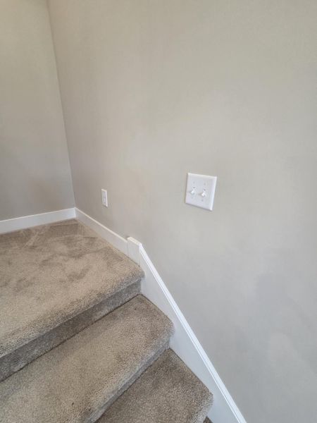 Spacious, unfurnished interior of a new home in Twin Oaks, Oakland (Image 25).