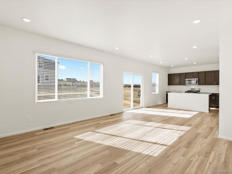 Spacious, unfurnished interior of a new home in Westgate, Greeley (Image 24).