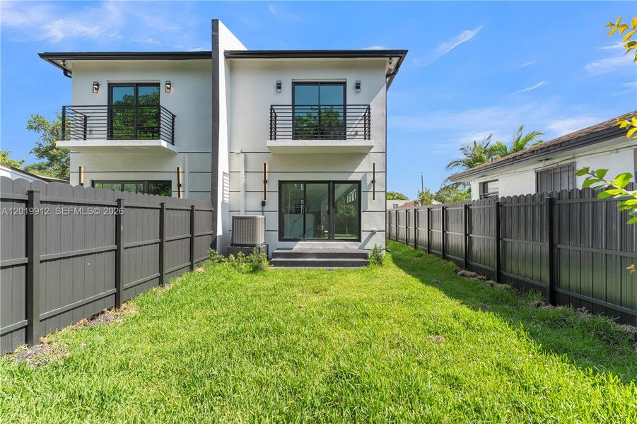 Exterior details and patio area of a home in , Miami (Image 4).
