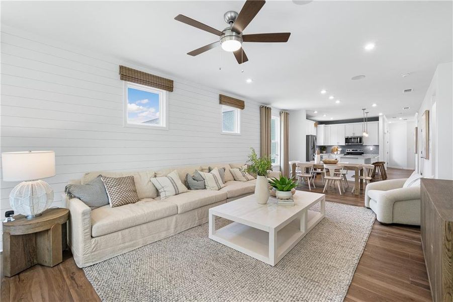 Furnished interior view inside a new home in Del Webb at Lake Oconee, Greensboro (Image 7).