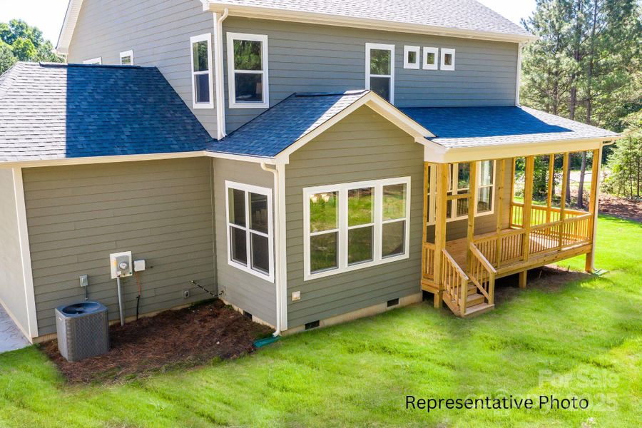 Exterior details and patio area of a home in Edmunds Farm, Clover (Image 3).