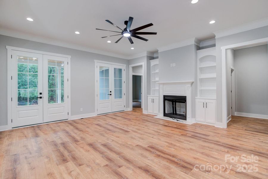 Spacious, unfurnished interior of a new home in , Pageland (Image 35). Spacious, unfurnished interior of a new home in , Pageland (Image 35).