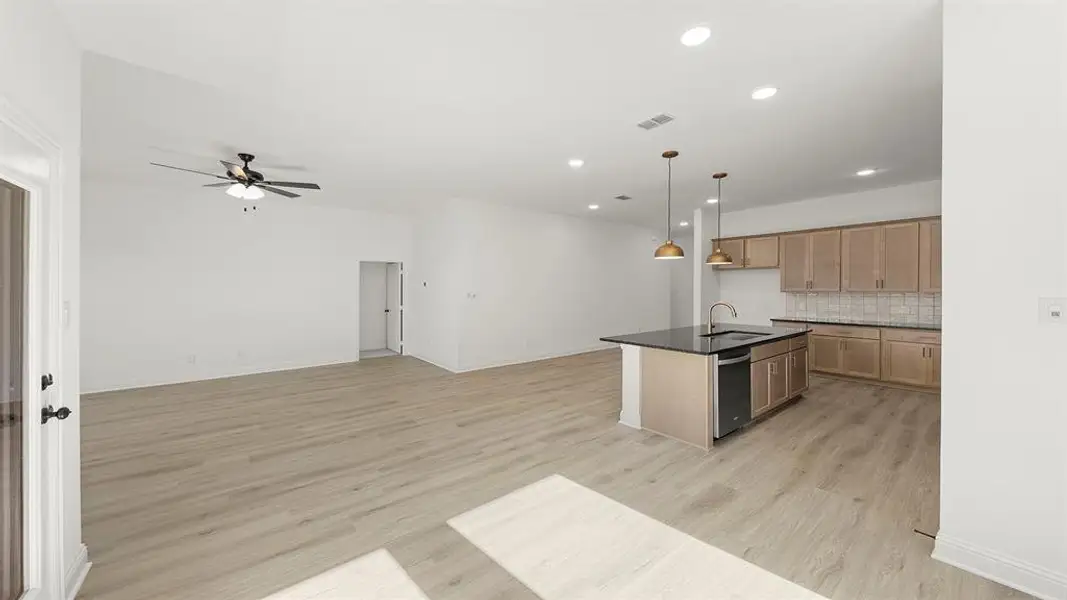 13. 2419 Liberty - Dining (3)