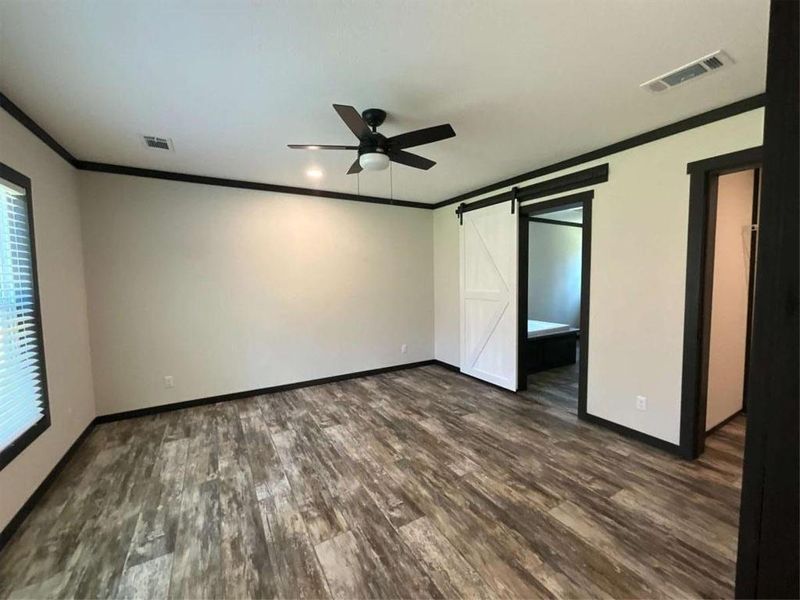 Spacious, unfurnished interior of a new home in , Eatonton (Image 23).