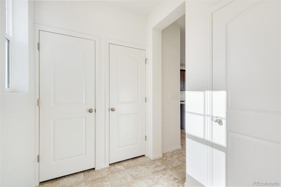 Spacious, unfurnished interior of a new home in Farmlore, Brighton (Image 20).