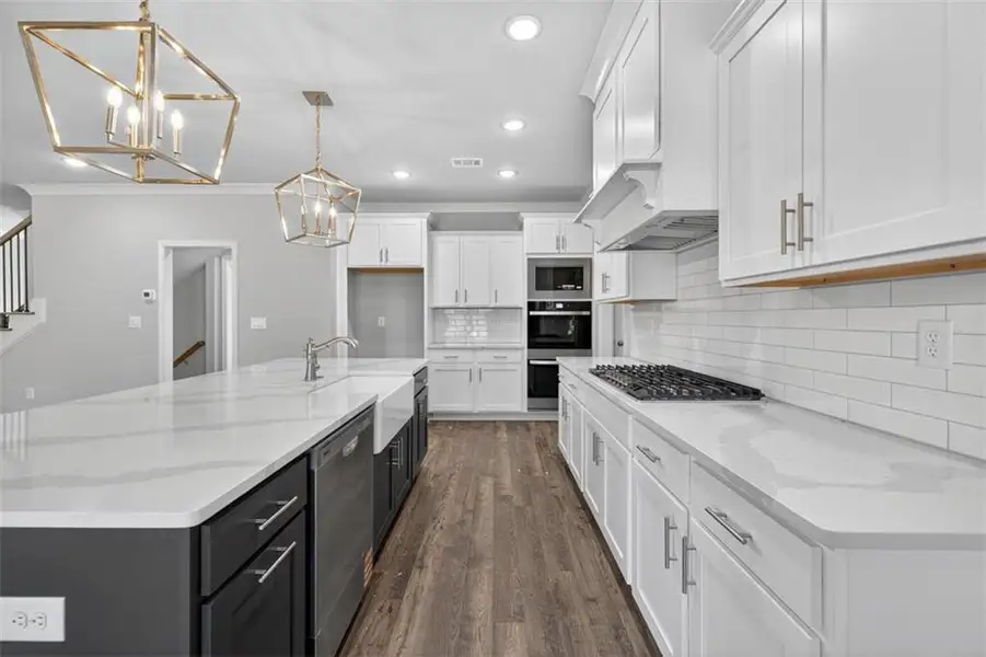 Furnished interior view inside a new home in , Gainesville (Image 12).