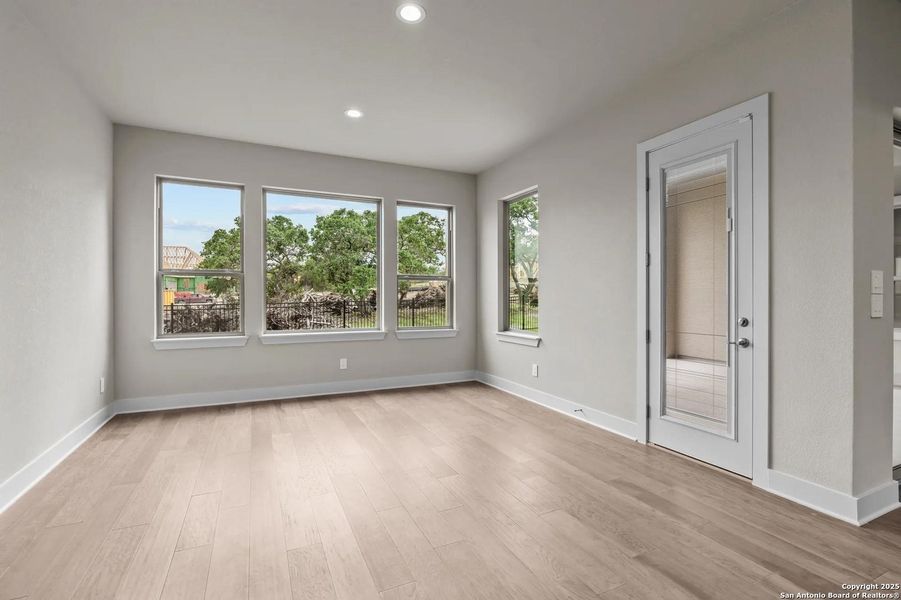 Spacious, unfurnished interior of a new home in Esperanza - 80' & 90', Boerne (Image 29). Spacious, unfurnished interior of a new home in Esperanza - 80' & 90', Boerne (Image 29).
