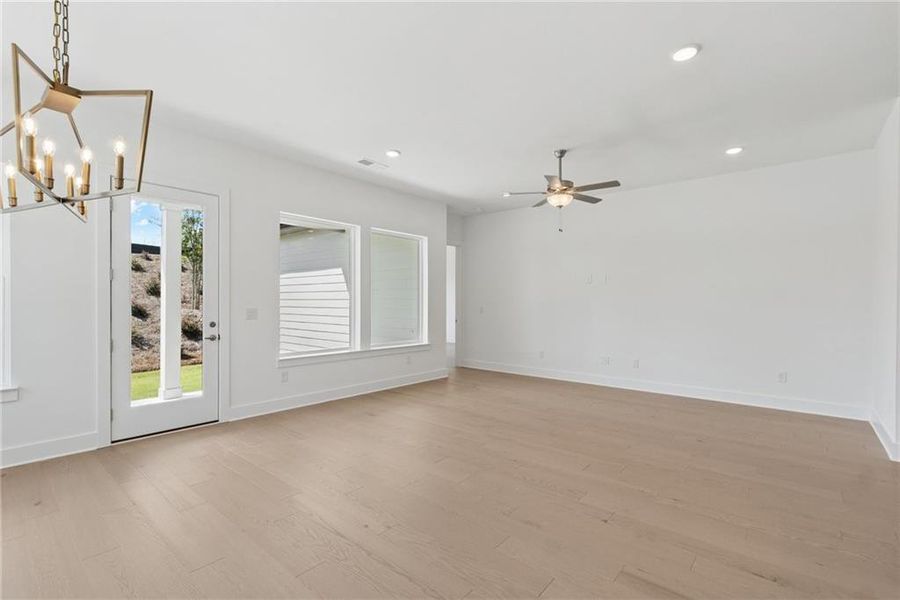 Spacious, unfurnished interior of a new home in , Gainesville (Image 11).