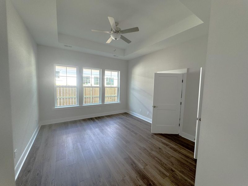 Spacious, unfurnished interior of a new home in Nexton – Midtown – The Garden Collection, Summerville (Image 15). Spacious, unfurnished interior of a new home in Nexton – Midtown – The Garden Collection, Summerville (Image 15).