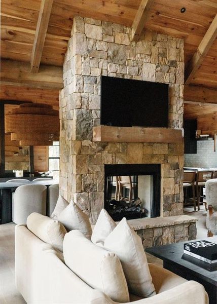 Community amenities in , Blue Ridge (Image 48).