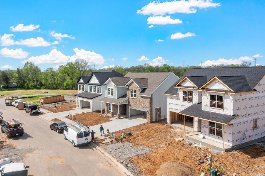 Image 72 of a home in Woods Crossing.