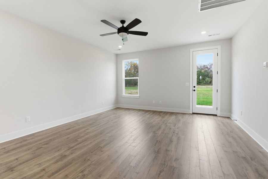 Chapel Hill, TN New Home.  - Slide 14