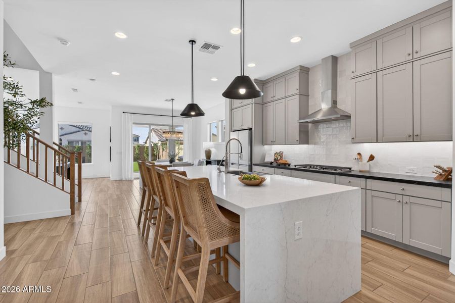 7-web-or-mls-KLR Br (10)