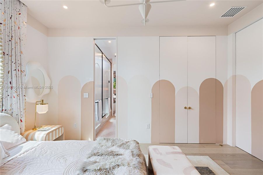 Furnished interior view inside a new home in , Miami Beach (Image 89).