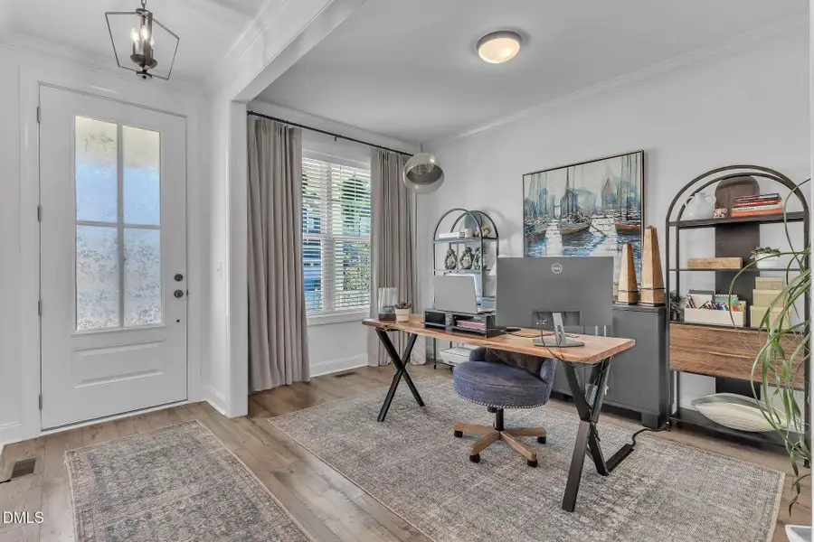 70-web-or-mls-IMG_5005 no xmas