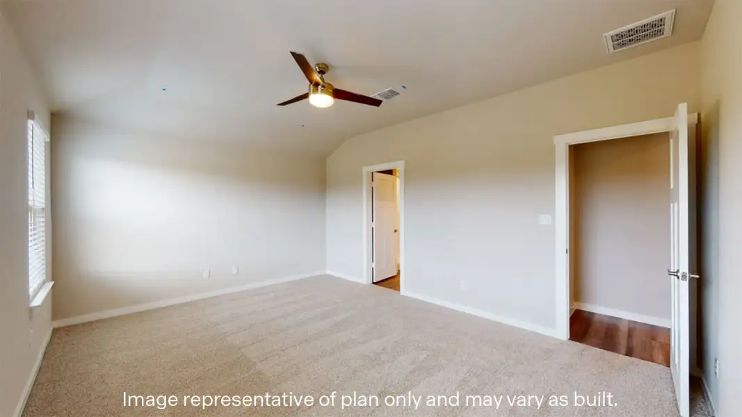 Spacious, unfurnished interior of a new home in Heritage Crossing, Corpus Christi (Image 17).