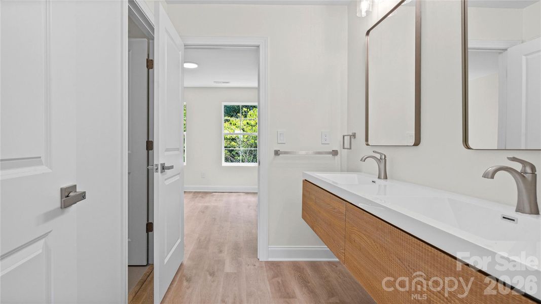 Jack-n-Jill Bathroom