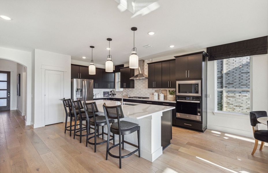 Representative furnished interior of a home built from the Sondra by Pulte Homes in Wellington, Fort Worth (Image 19).