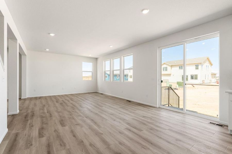 Spacious, unfurnished interior of a new home in Bennett Crossing Reserve, Bennett (Image 11).