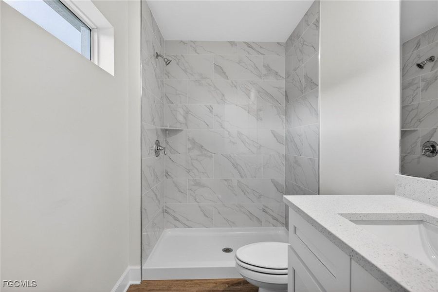 Furnished interior view inside a new home in Cape Coral, Cape Coral (Image 11).