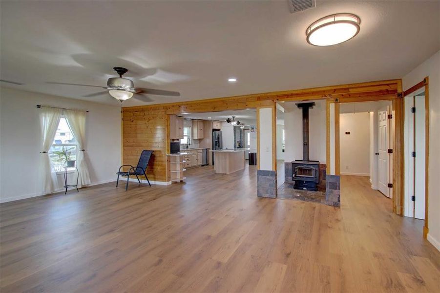 Image 33 of a home in . Image 33 of a home in .