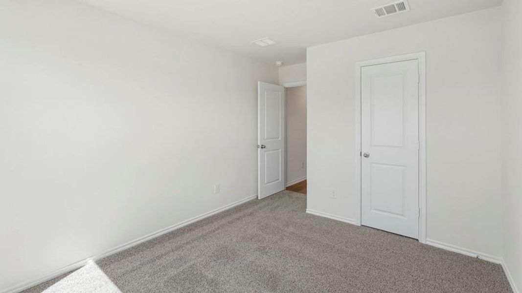 Spacious, unfurnished interior of a new home in Creeks at Burnett Trail, Canton (Image 22). Spacious, unfurnished interior of a new home in Creeks at Burnett Trail, Canton (Image 22).