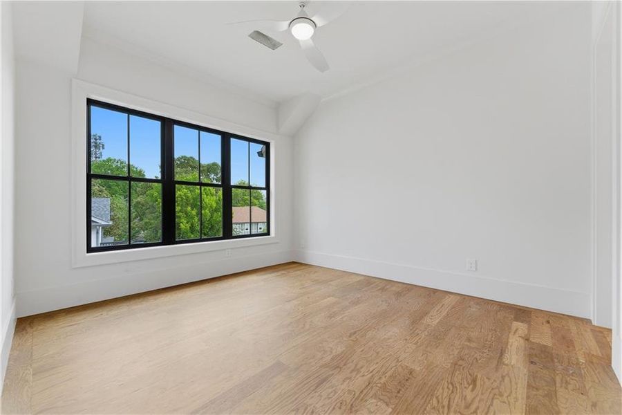 Spacious, unfurnished interior of a new home in , Atlanta (Image 43).