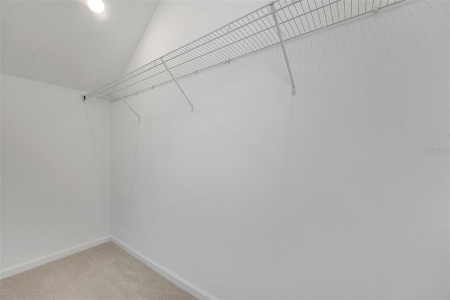 Spacious, unfurnished interior of a new home in Willowbrook North, Winter Haven (Image 28).