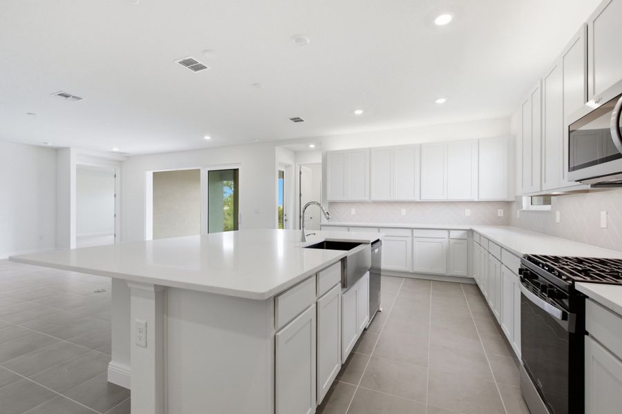 4br New Home in Punta Gorda, FL.  - Slide 9