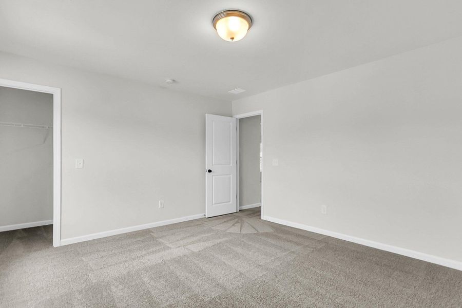 Spacious, unfurnished interior of a new home in Abbey Walk, Moncks Corner (Image 21).