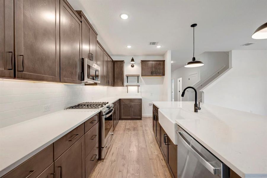 Furnished interior view inside a new home in Rolling Ridge, Van Alstyne (Image 11). Furnished interior view inside a new home in Rolling Ridge, Van Alstyne (Image 11).