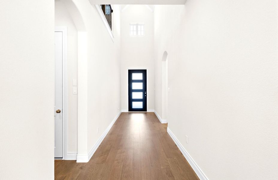 **Representative photo** **Representative photo**