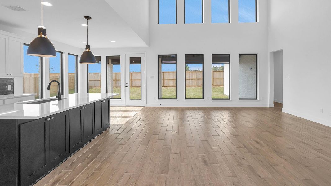 Spacious, unfurnished interior of a new home in Escondido 80', Magnolia (Image 11). Spacious, unfurnished interior of a new home in Escondido 80', Magnolia (Image 11).