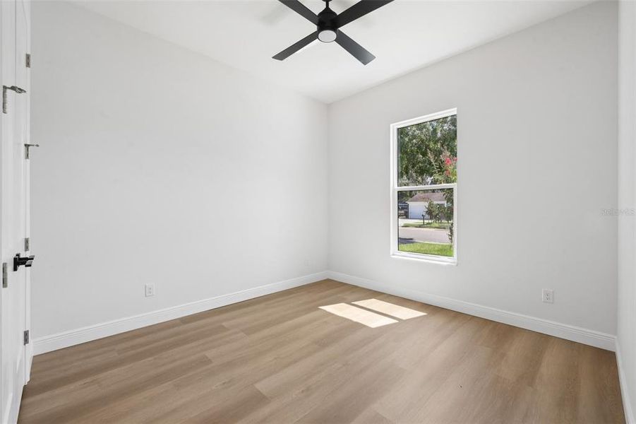 Spacious, unfurnished interior of a new home in , Tampa (Image 90).