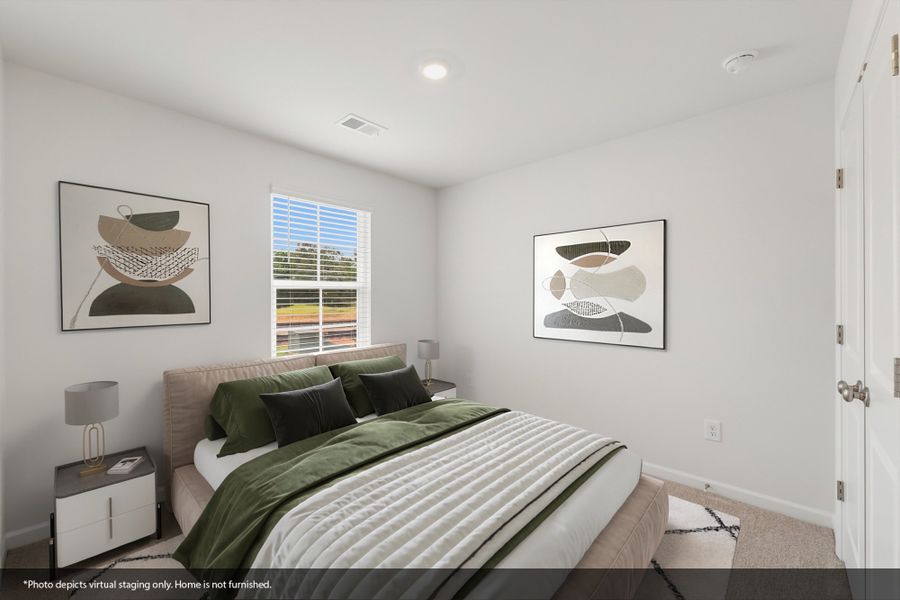 Furnished interior view inside a new home in Evergreen, Spartanburg (Image 10).