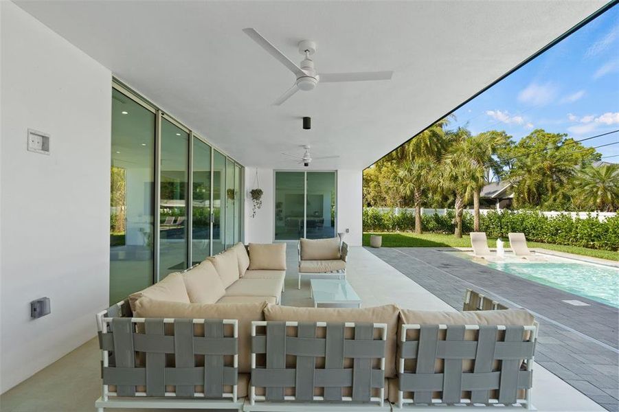 Exterior details and patio area of a home in , Belleair (Image 30).